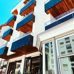 Montecarlo - Vista Mare Con Piscina & Area Fitness Riccione